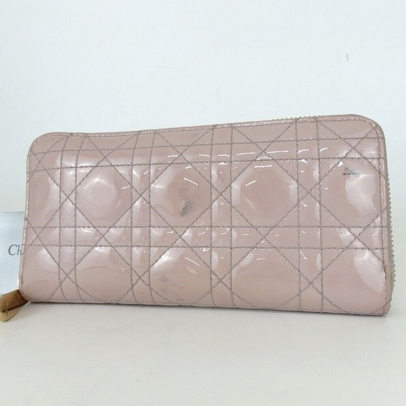 Authentic Christian Dior 33-MA-0119 Lady Dior Zip Around purse Patent leathe... - Picture 1 of 8